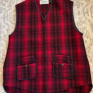 Women’s L.L. Bean wool black&red plaid front zip vest